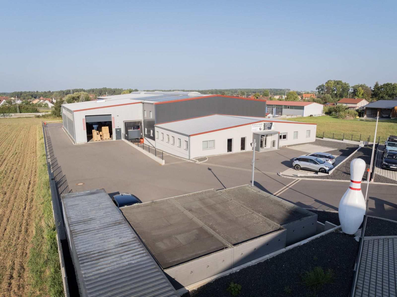 Luftaufnahme des Firmengebäudes der Waldhauer GmbH